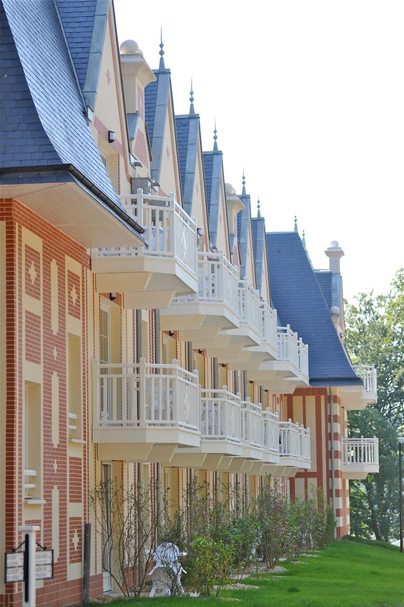 Bagnoles de l'Orne Normandie Residence B'O Cottage - B'O Resort Thermal & Spa מראה חיצוני תמונה
